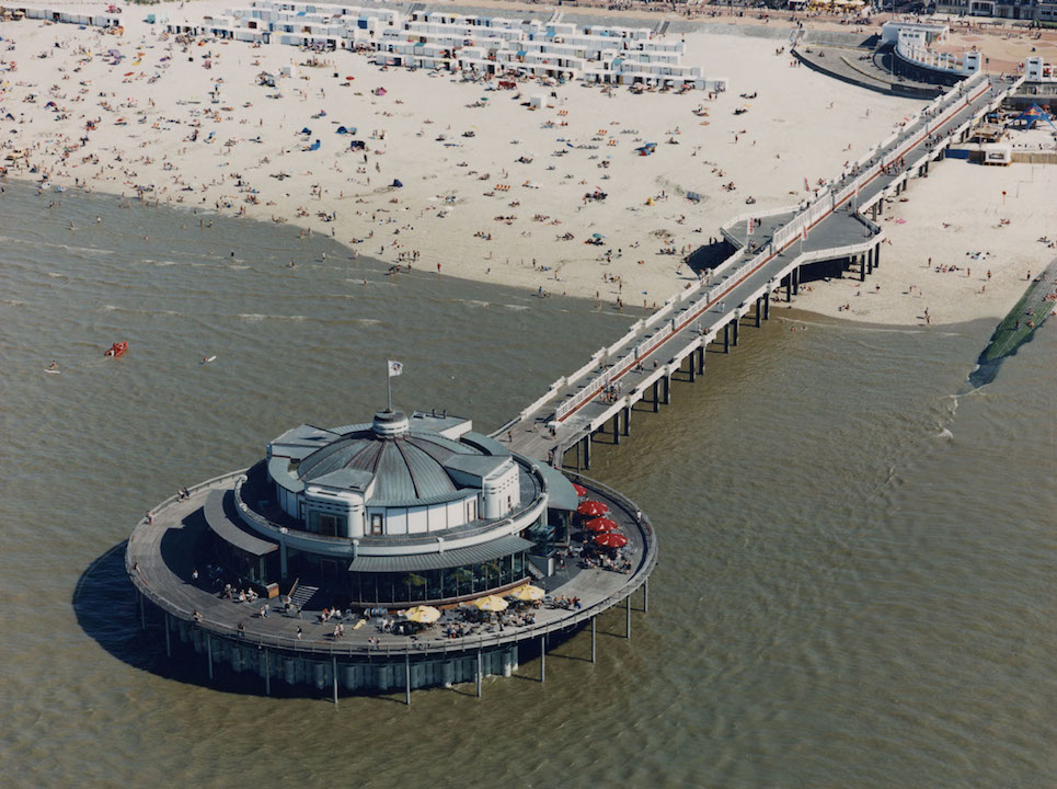 RENOVATION AND RE-USE OF THE PIER OF BLANKENBERGE, BLANKENBERGE,BELGIUM/1999 